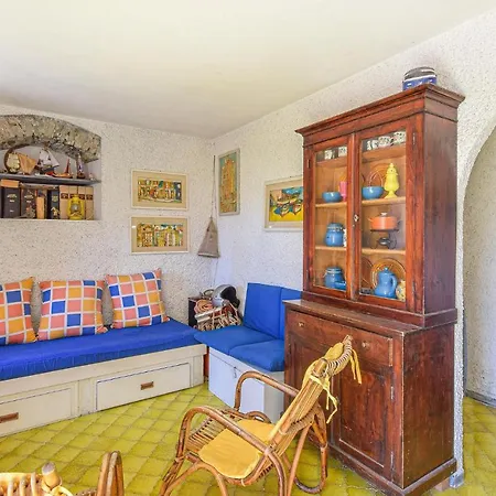 Holiday home Awesome In With Wifi And 3 Bedrooms *